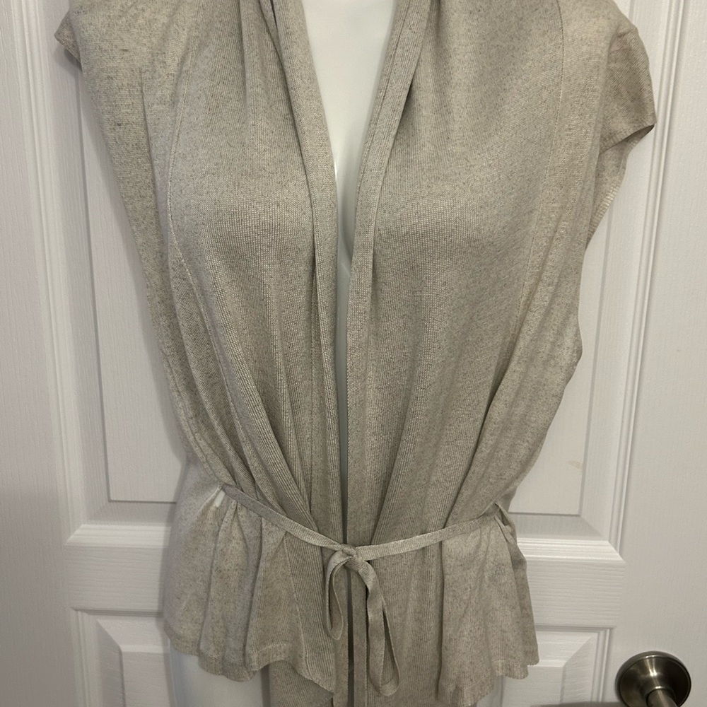 Morphine Generation Gray Sleeveless Top